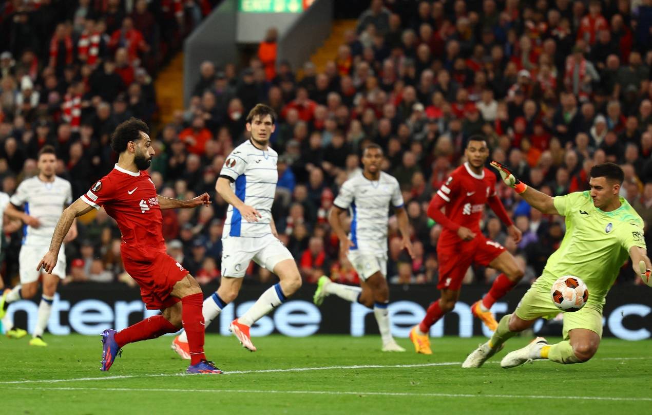 利物浦主场大捷，强势守住榜首