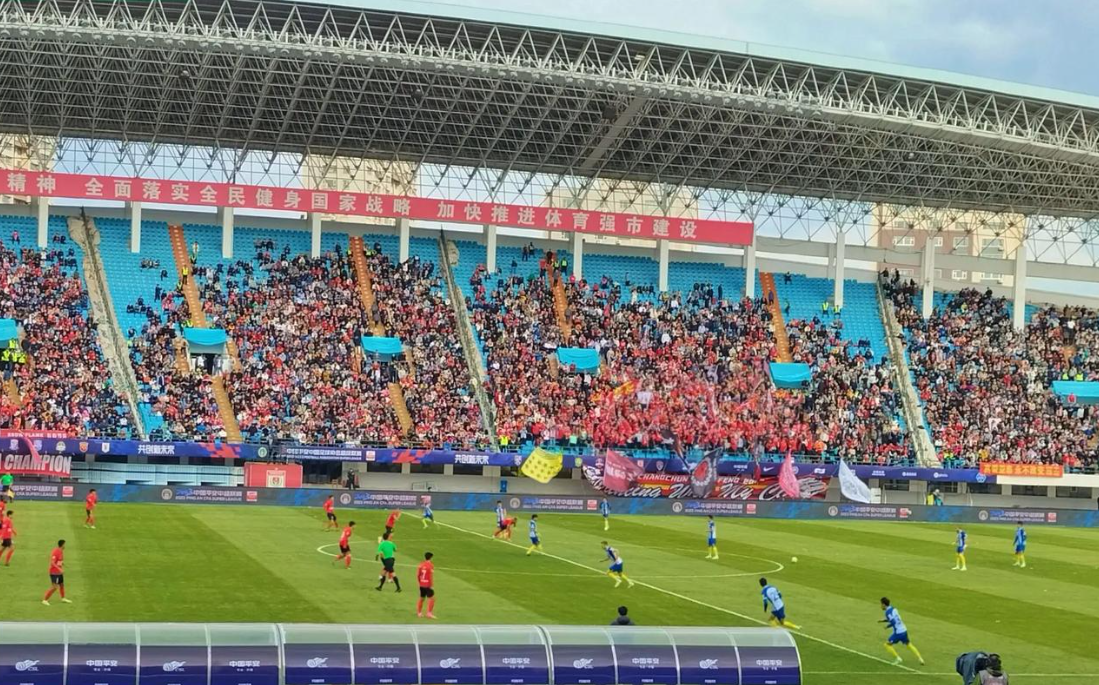 中超球队备战亚冠赛事,全力以赴 中超球队备战亚冠赛事,全力以赴