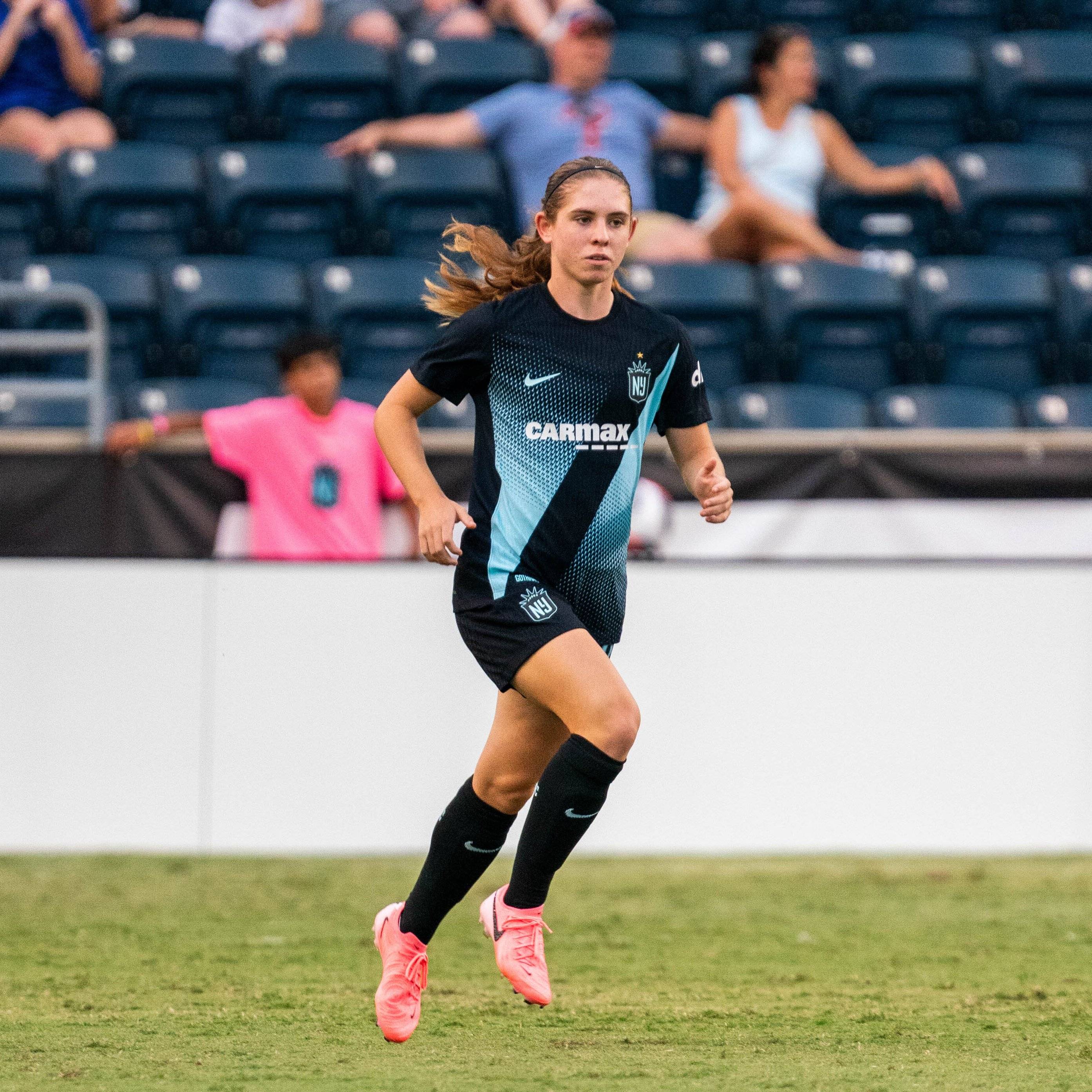 不莱梅球员在国际比赛中闪耀，期待回到俱乐部比赛