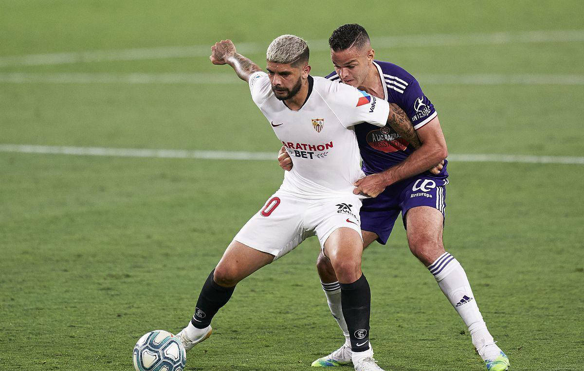 球员表现稳定,球队连胜在望 球员表现稳定,球队连胜在望