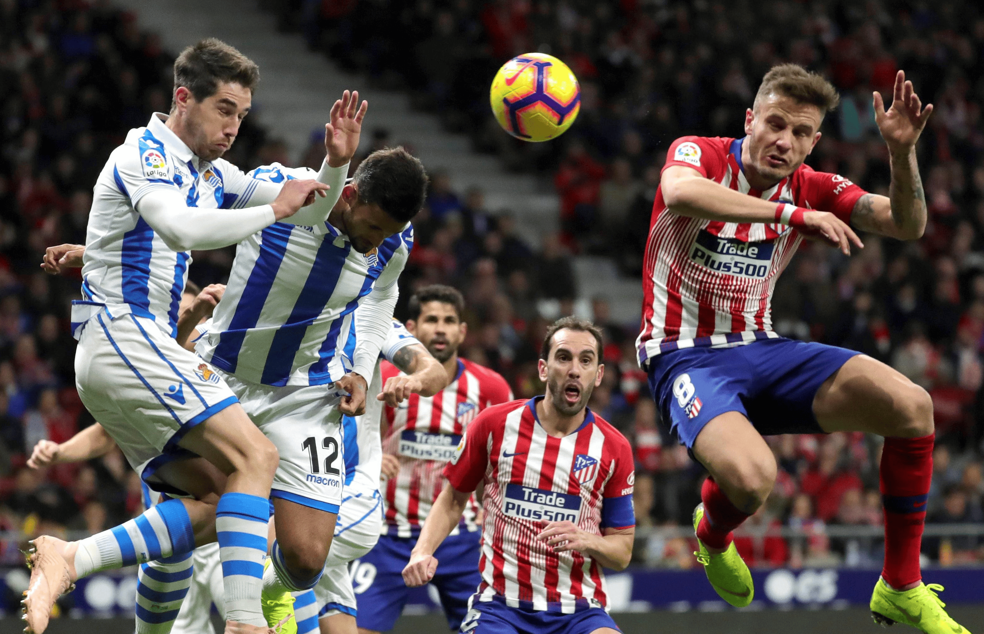 皇马再胜击败对手展示强势实力