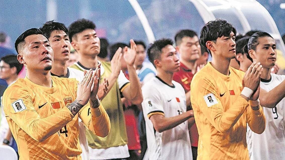 亚洲足球联赛呈现出激烈竞争态势