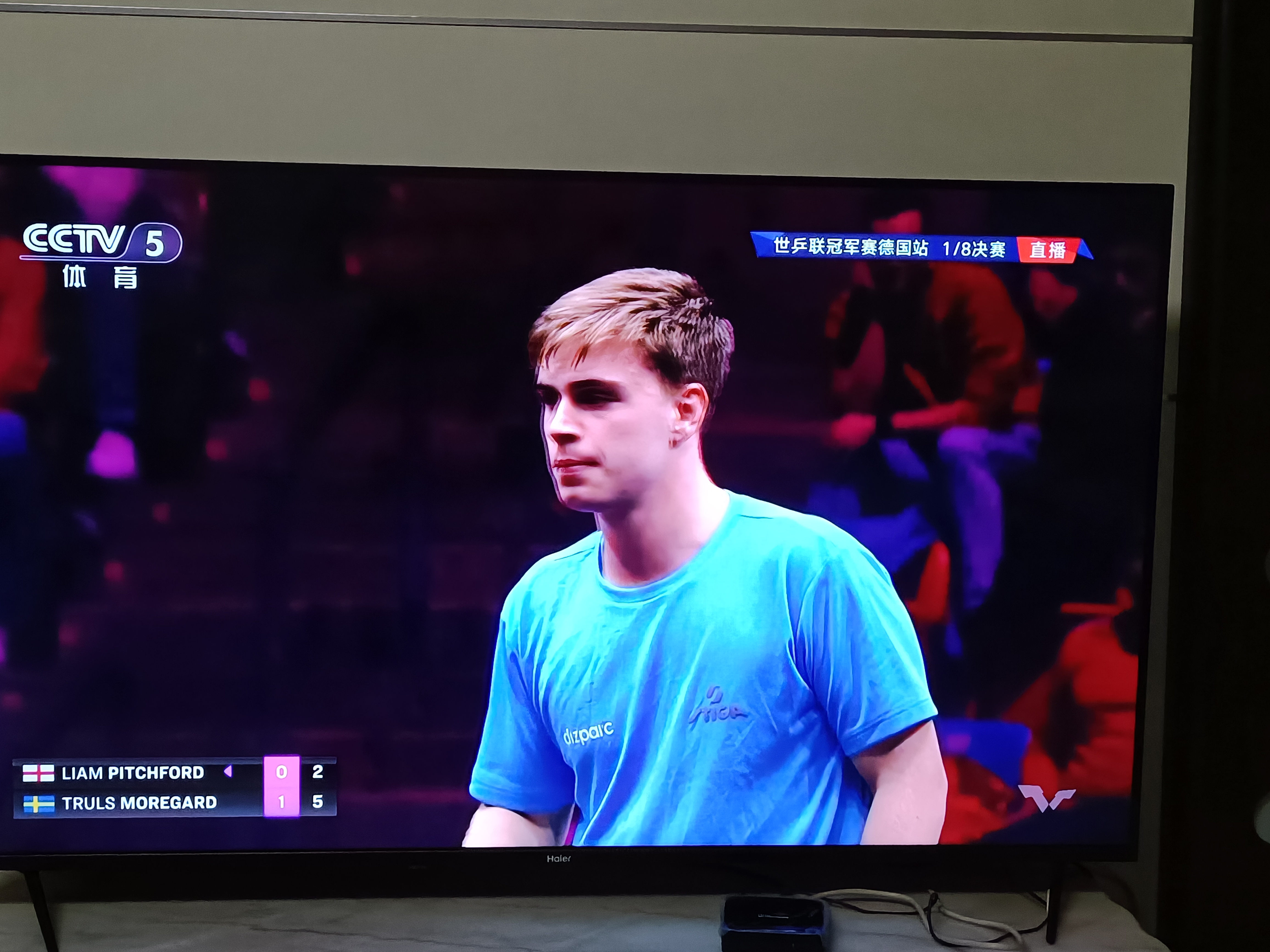 瑞典队在羽毛球比赛中表现出色晋级决赛