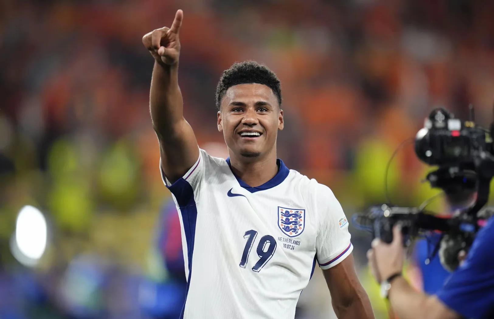 英格兰队压倒性胜利,稳步晋级 英格兰队压倒性胜利,稳步晋级