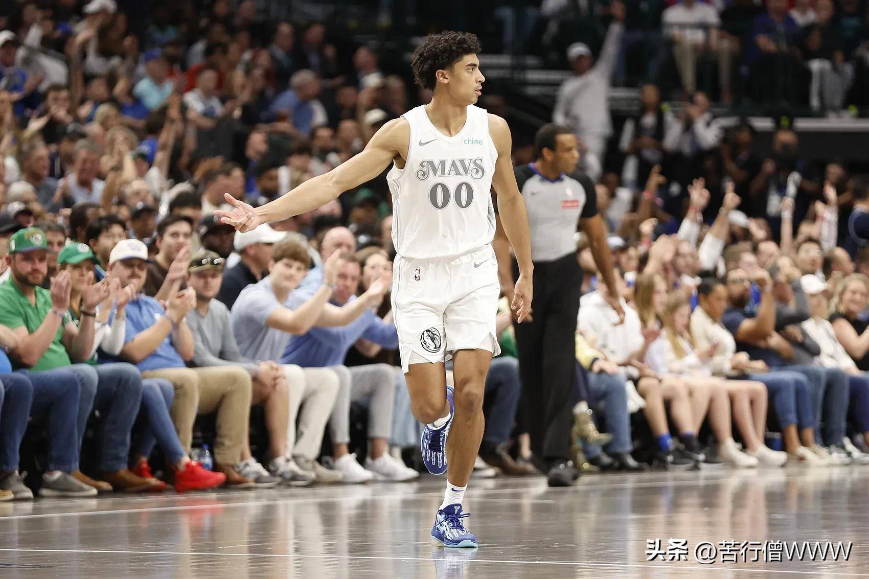 独行侠不敌国王,科尔曼全场砍下20分 独行侠不敌国王,科尔曼全场砍下20分