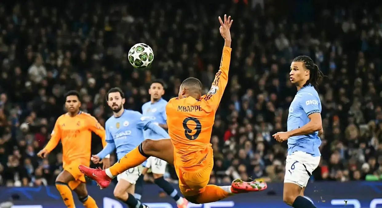 包含皇马客场击败对手，稳固位置的词条