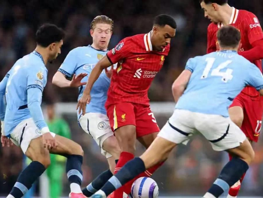 包含巴黎圣日耳曼主场告捷，双杀利物浦晋级四强的词条