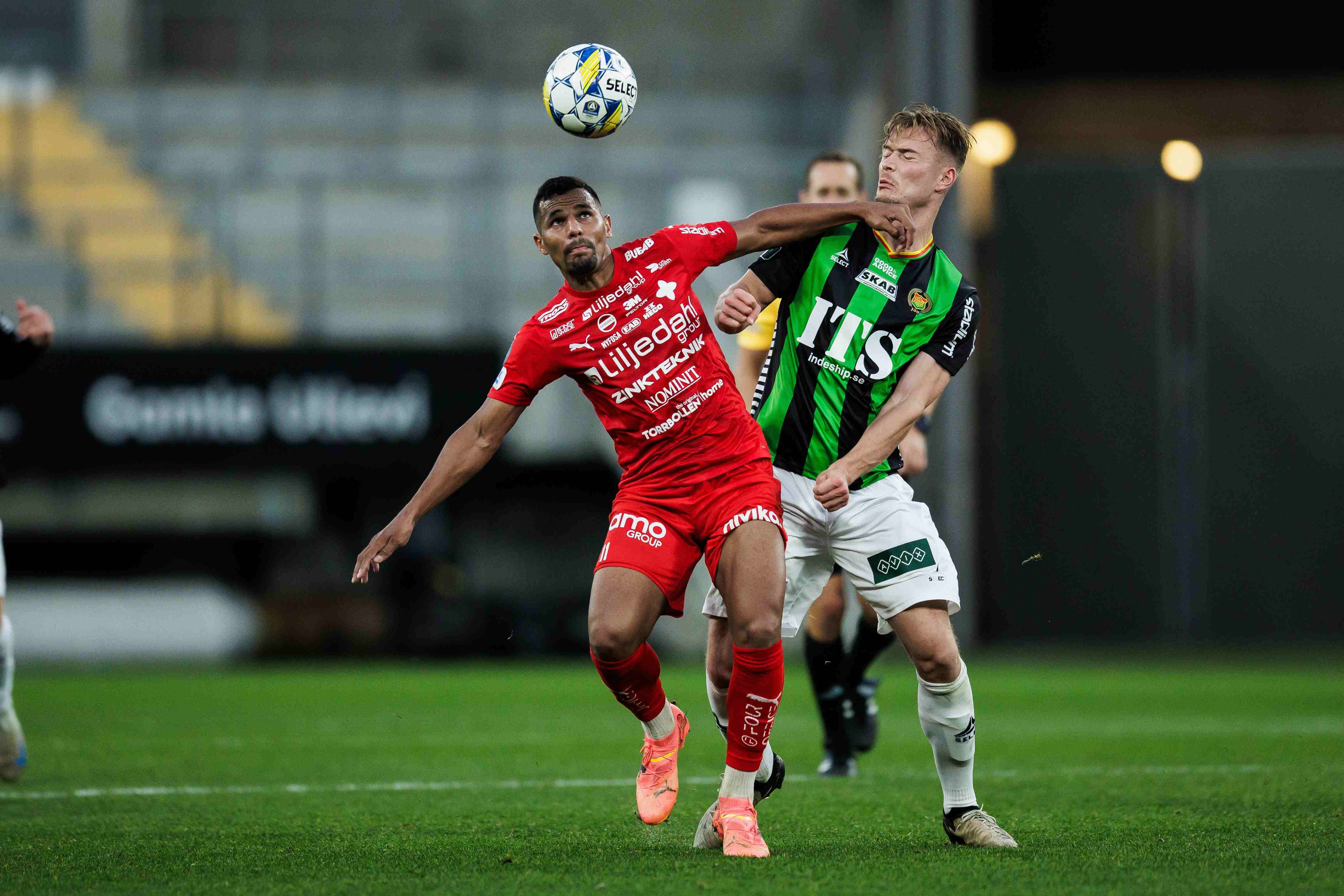 关于瑞典队员勇夺冠军，荣膺头名的信息