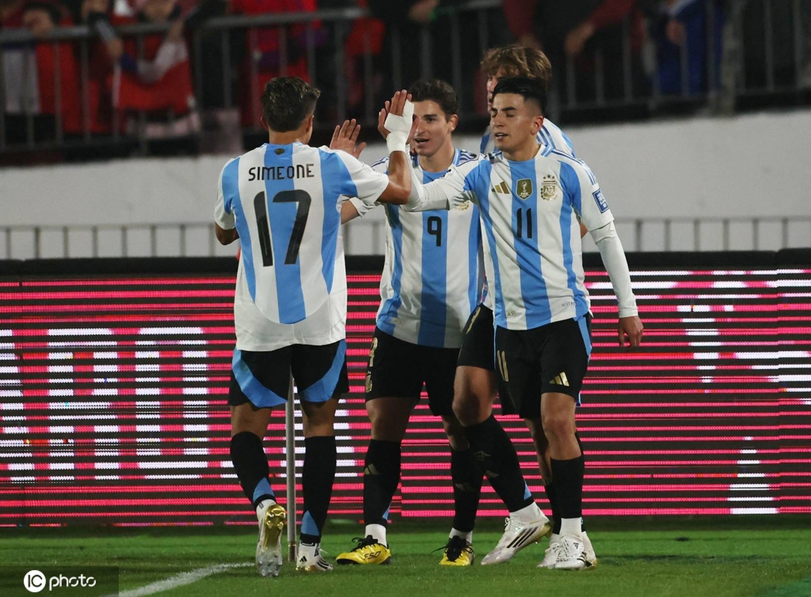 阿根廷男子篮球队击败对手,晋级半决赛 阿根廷男子篮球队击败对手,晋级半决赛