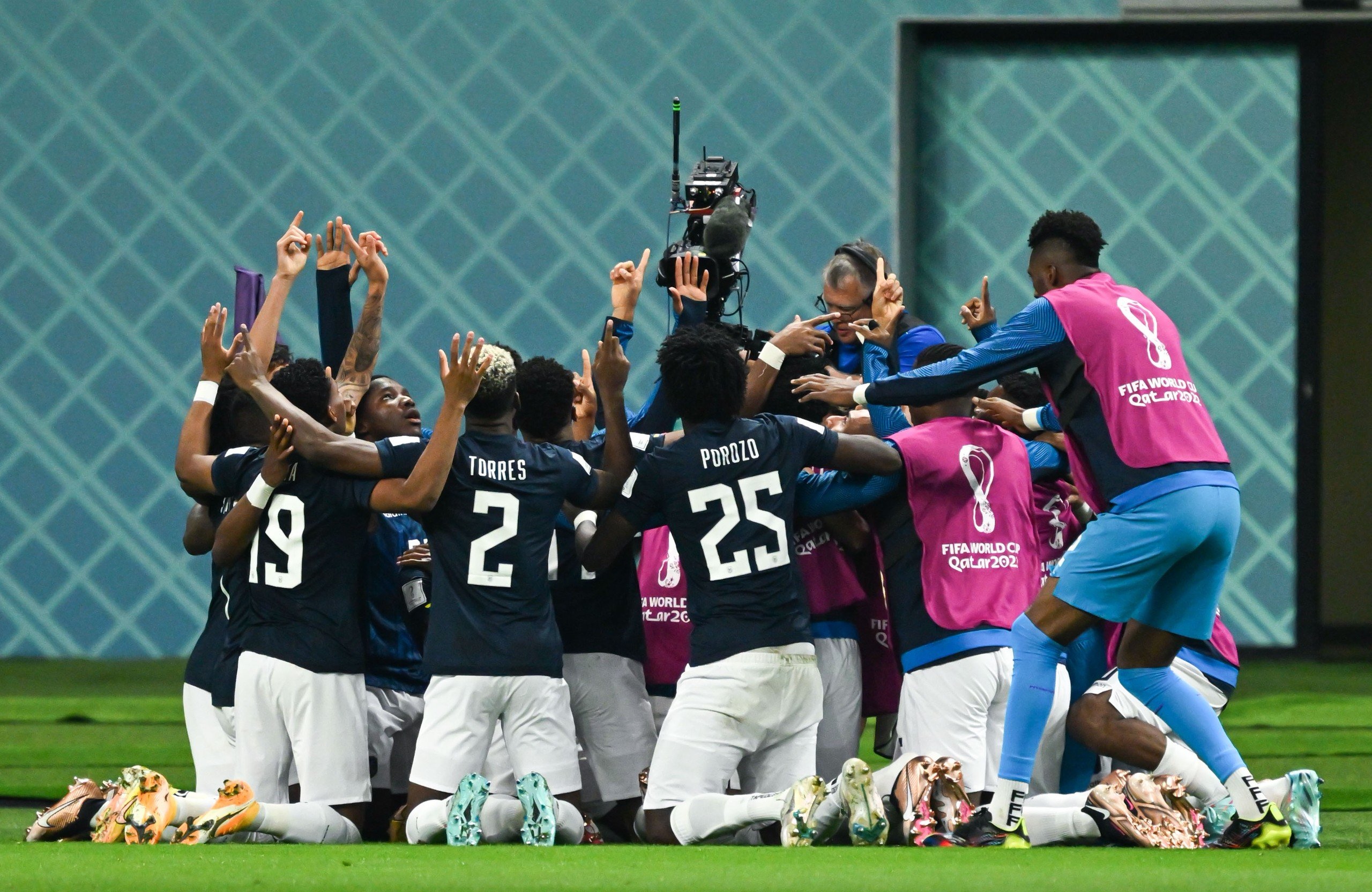 厄瓜多尔选手在比赛中获得突破 厄瓜多尔选手在比赛中获得突破