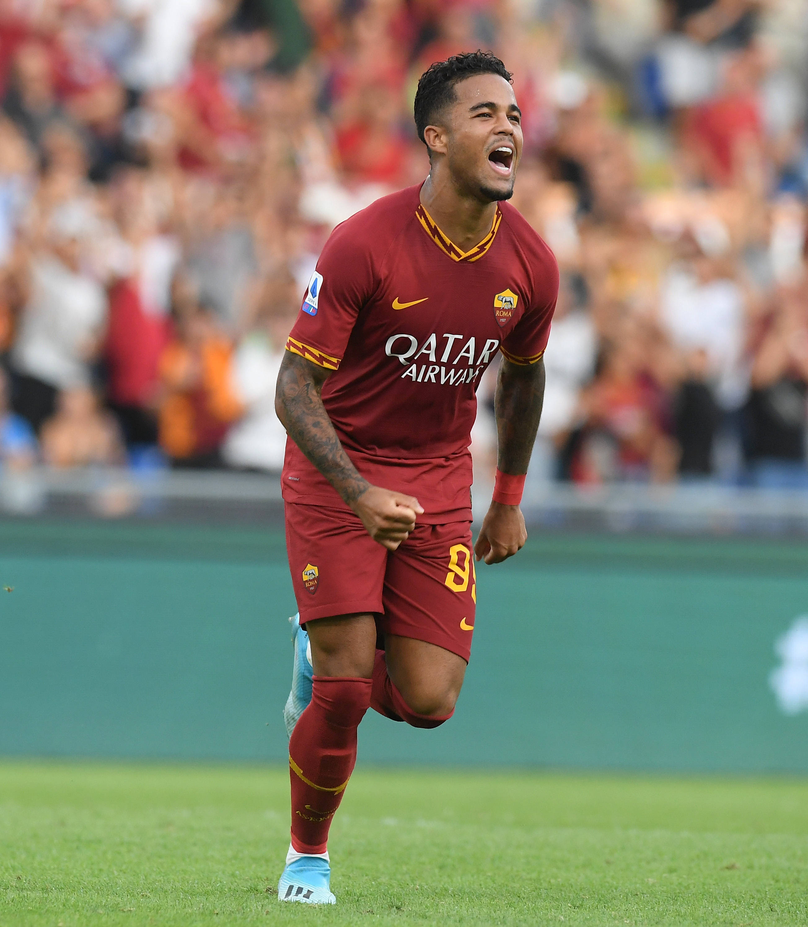 罗马战胜热那亚，继续全胜联赛