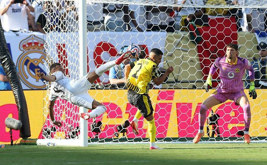 鹿岛鹿迎新援姆巴佩频频破门助球队赢球的简单介绍