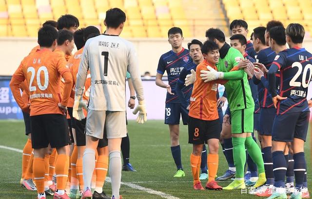 包含惊险逆转！球队实力得到验证的词条