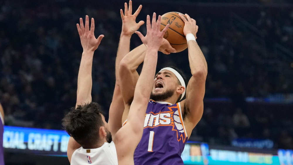 韦斯布鲁克带领火箭大胜凯尔特人