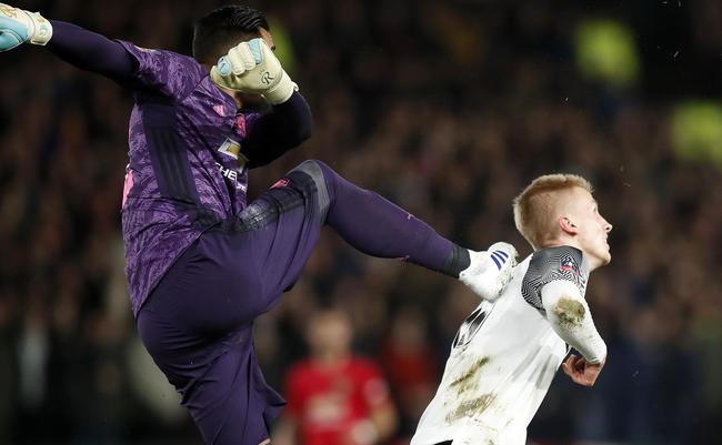 曼联难倒公牛，戈格尔特发挥不佳