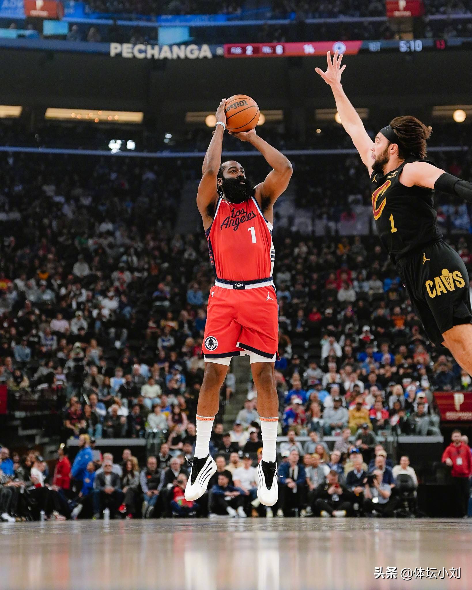 包含快船击败湖人，莱昂纳德砍下全场最高得分。的词条