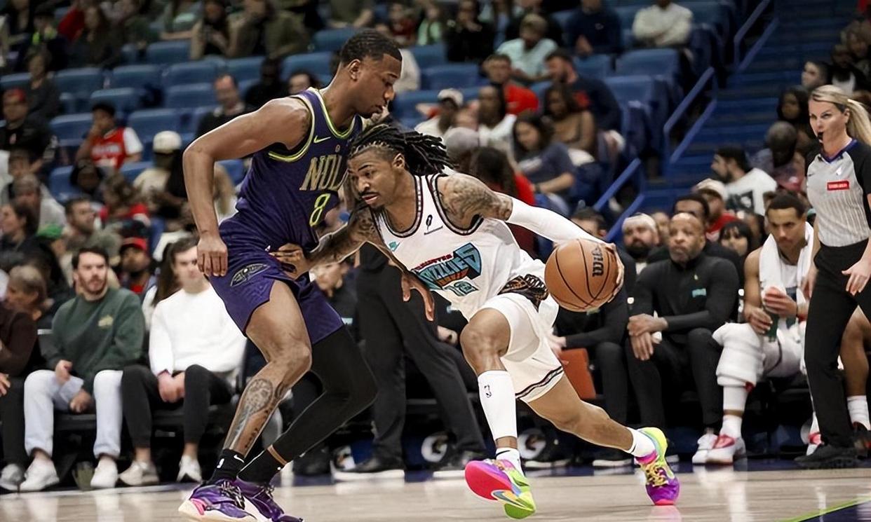 包含76人队双杀黄蜂，实力不容小觑的词条