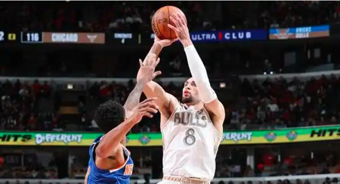 骑士惜败公牛，拉文复出砍下全队最高分