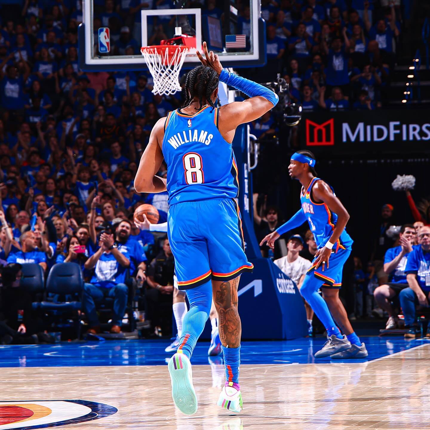 康利效发，爵士横扫灰熊