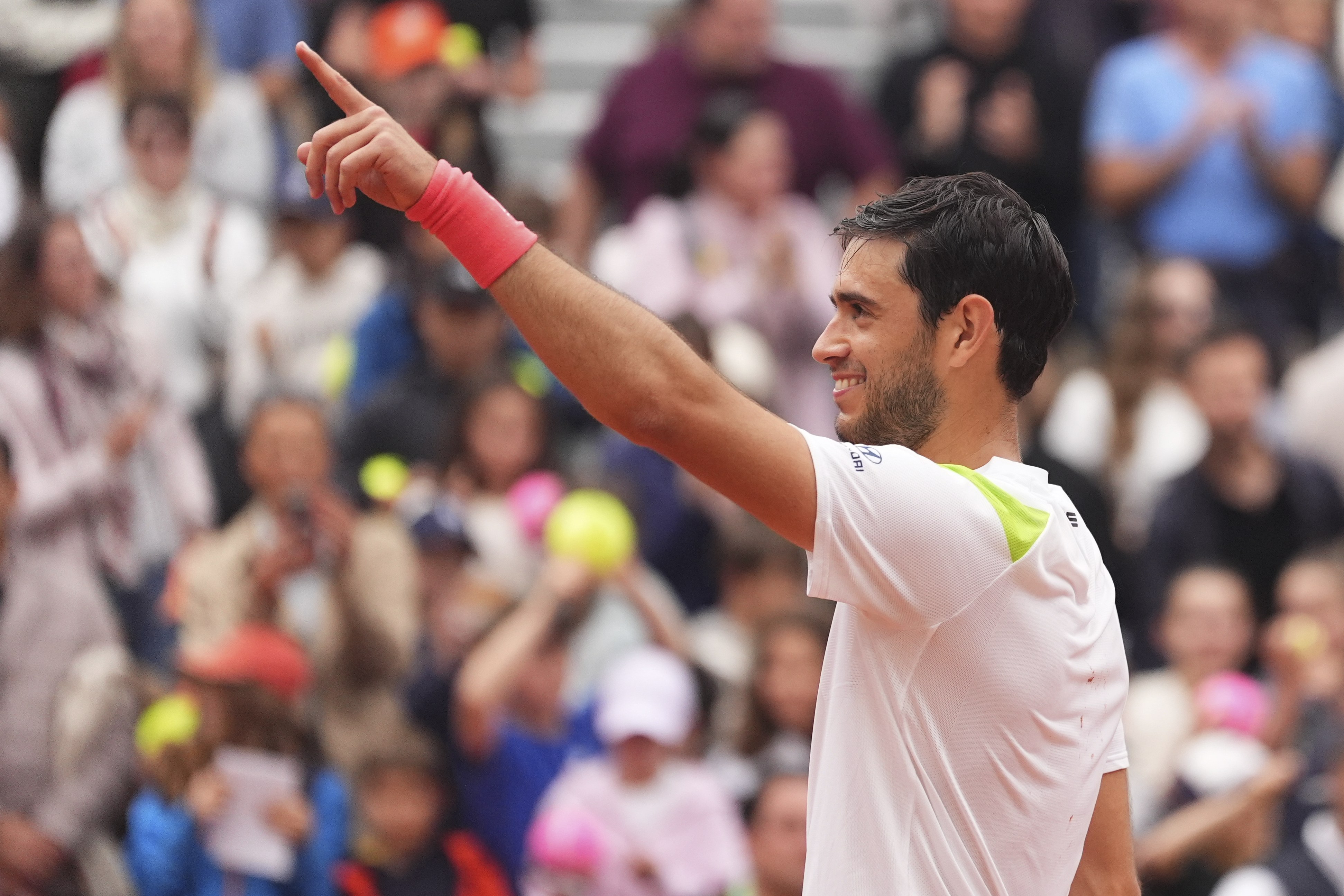 FB体育在线-包含法网力克蒙特卡洛大师赛，鲁德统治全场的词条